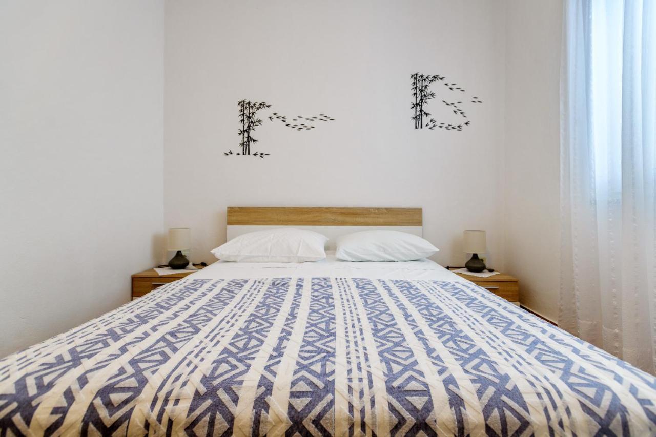 Apartmant Prosika パグ エクステリア 写真