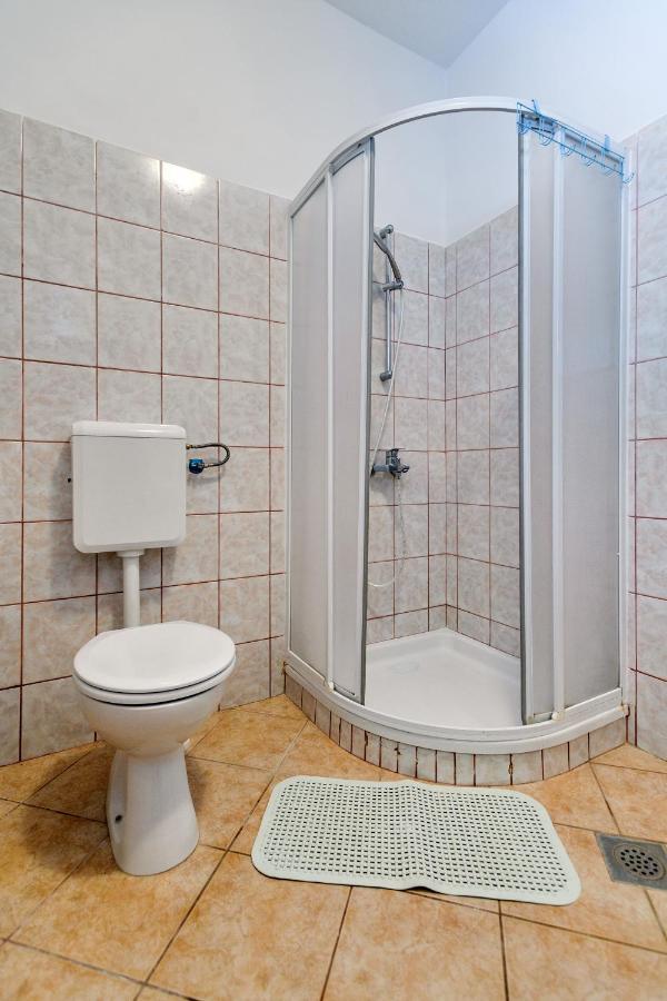 Apartmant Prosika パグ エクステリア 写真