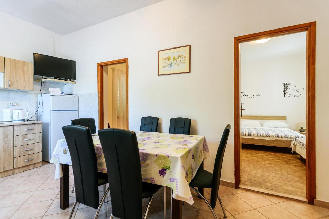 Apartmant Prosika パグ エクステリア 写真